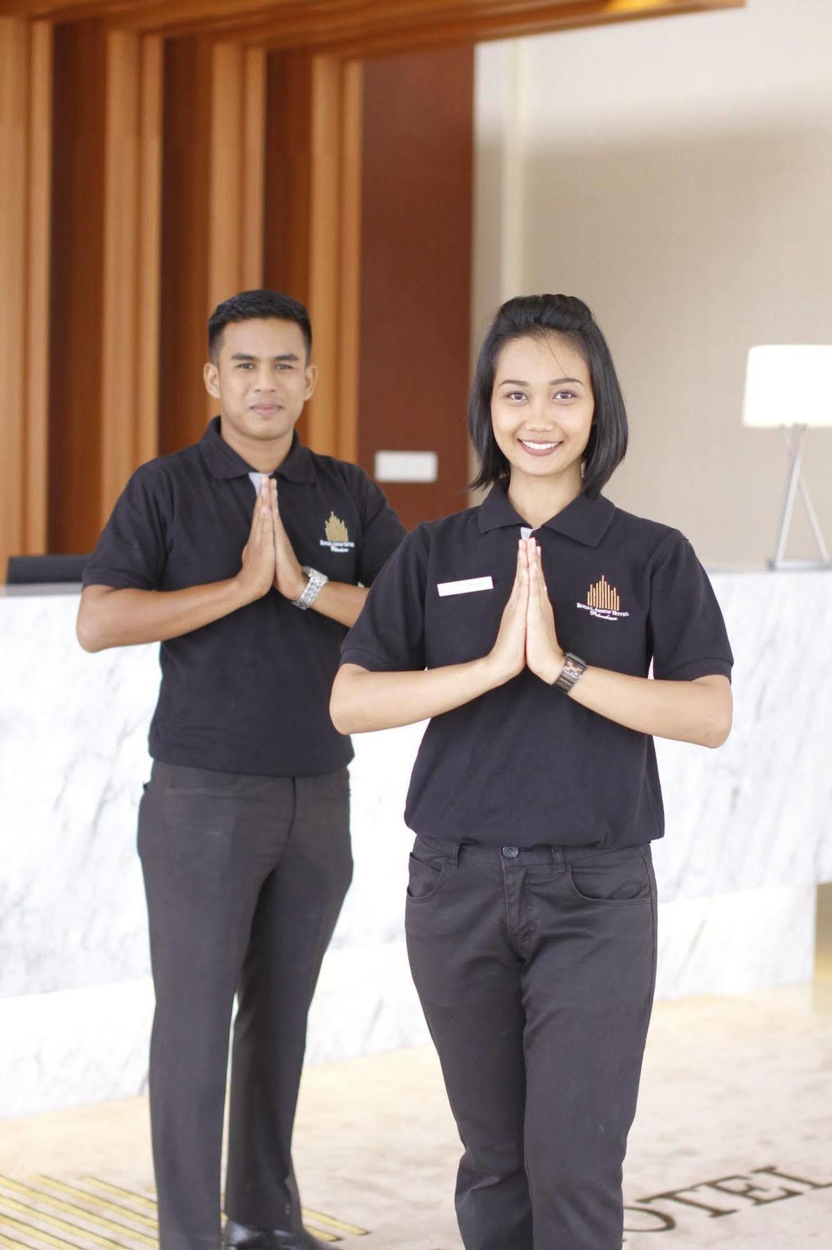 Royal Asnof Hotel Pekanbaru Buitenkant foto